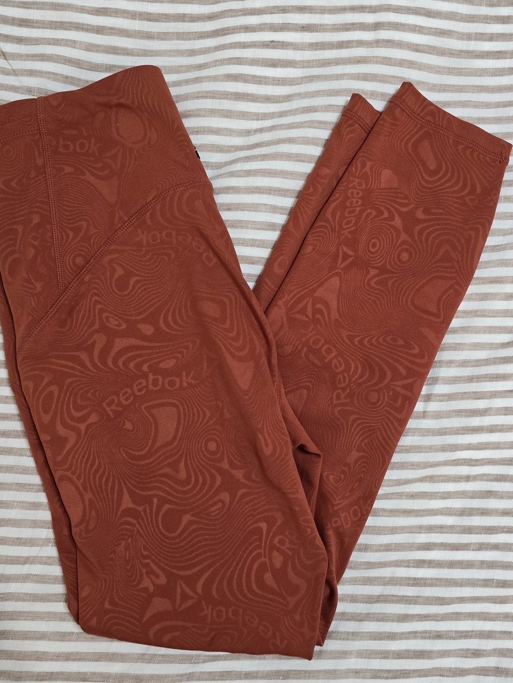 Reebok Women's Rust Red Active Leggings Size Small
